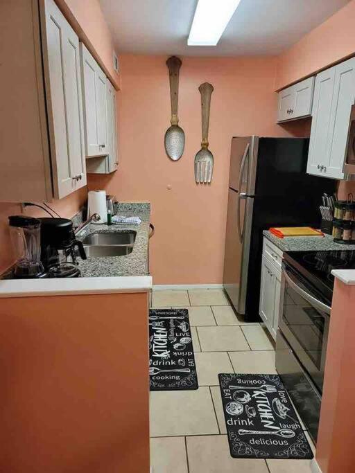 Elegant 2-Bedroom Pet-Friendly Villa W 2 Parking Spaces Хилтън Хед Айлънд Екстериор снимка