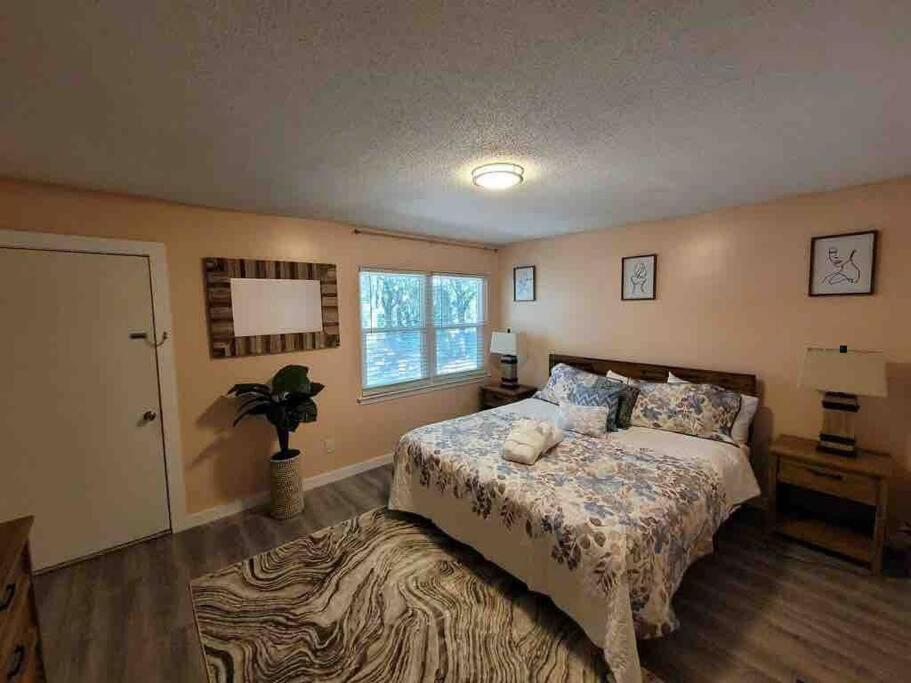 Elegant 2-Bedroom Pet-Friendly Villa W 2 Parking Spaces Хилтън Хед Айлънд Екстериор снимка